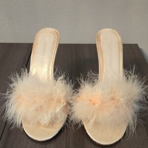 Victoria's Secret Ivory Feathered Mules